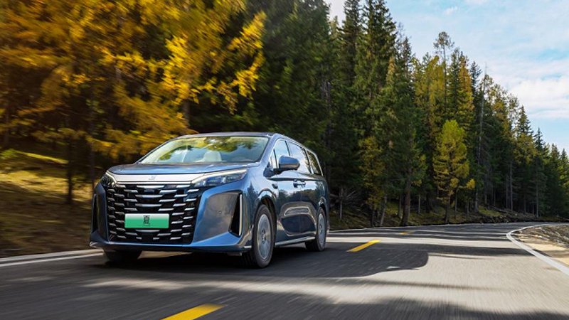 移动生活空间，限时19.68万起，2026款比亚迪夏上市！