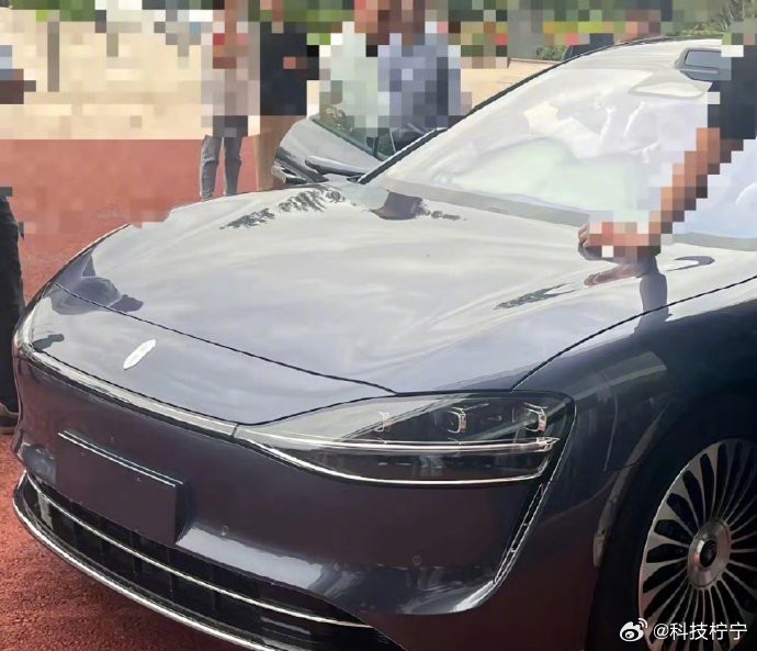 享界S9T电动旅行车发布，续航最高801公里