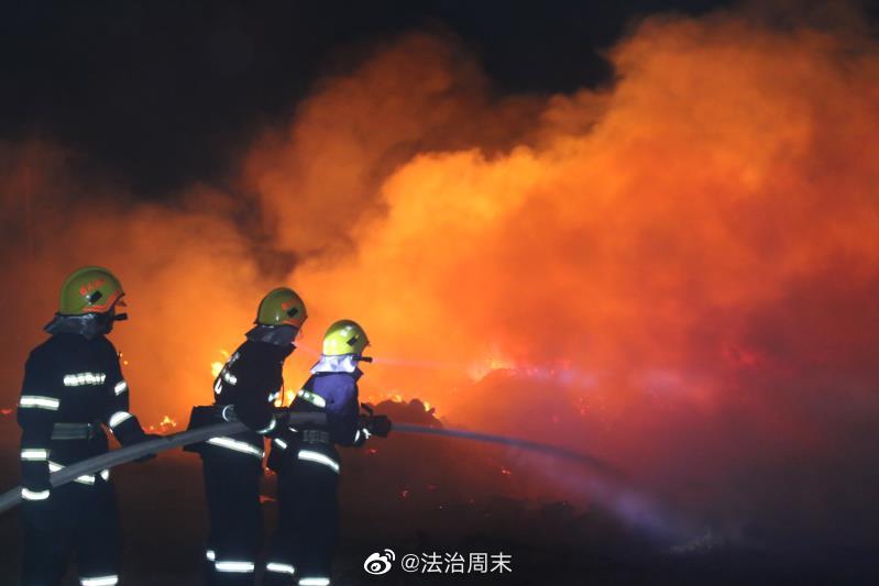 四川凉山西昌发生森林火灾,四川消防全力救援