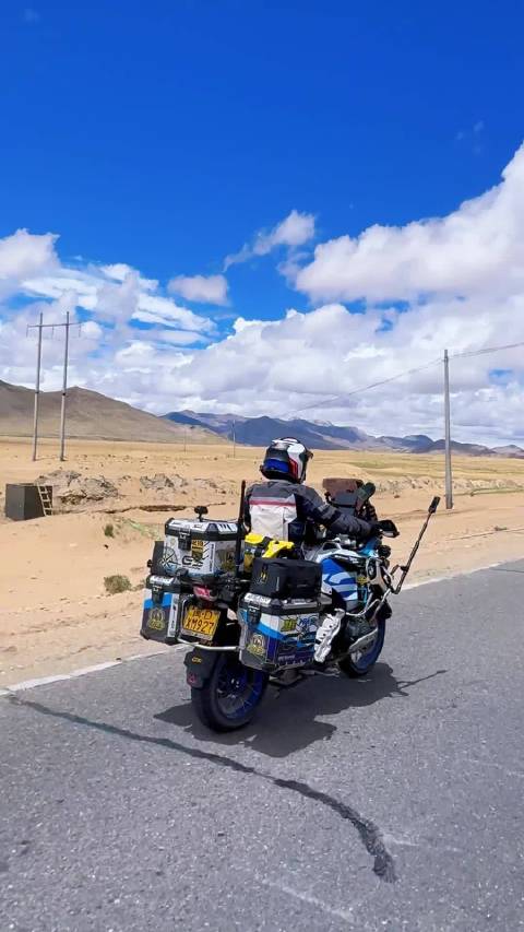 一会呜呜呜 一会哒哒哒， 这班是非上不可的