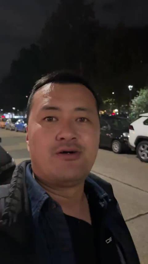 宝马展会全球媒体争相报道,机车爱好者评电控与避震性能