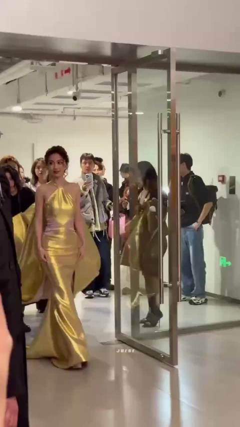 心理委员你不用来了 因为我女神先来了