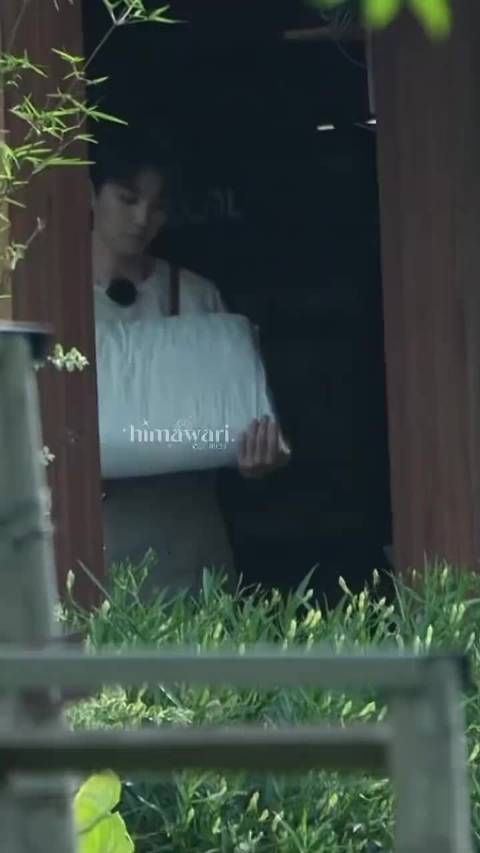 王哥你也太可靠了 实打实的搬东西干活