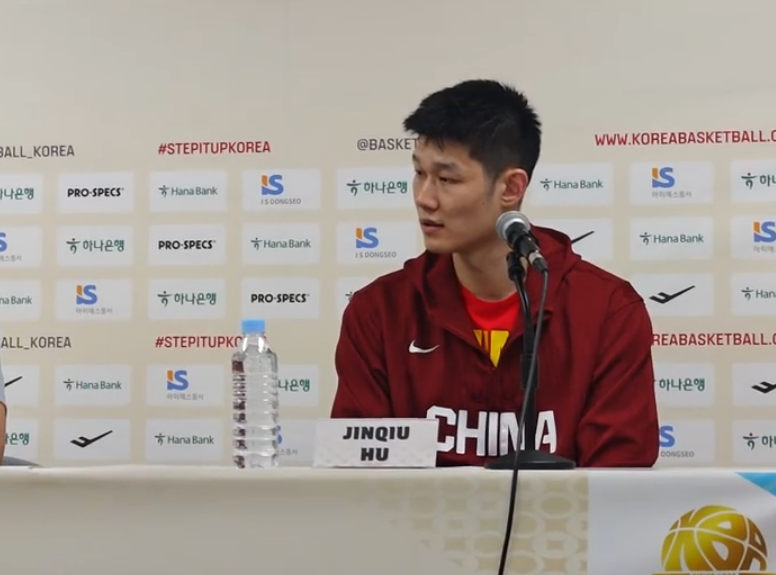 男篮失去拼劲！胡金秋沮丧言论令人神伤 媒体人批胡明轩质疑郭士强