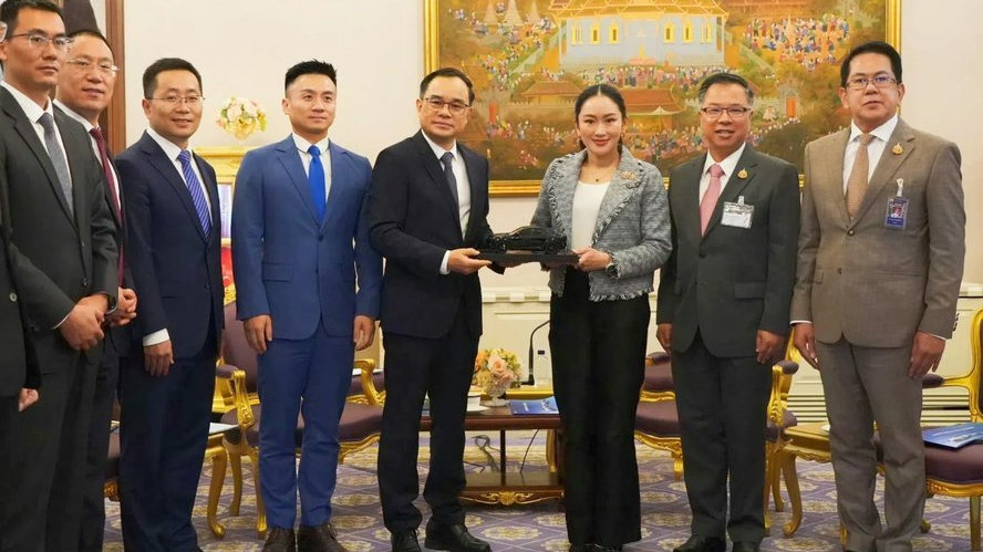 长安汽车首个海外新能源整车工厂投产，“渝车出海”启新篇
