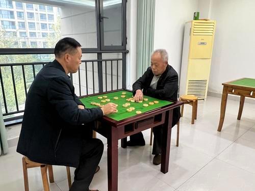 寿光市洛城街道屯西村：“老年人需求在哪儿，村里服务就跟到哪儿”