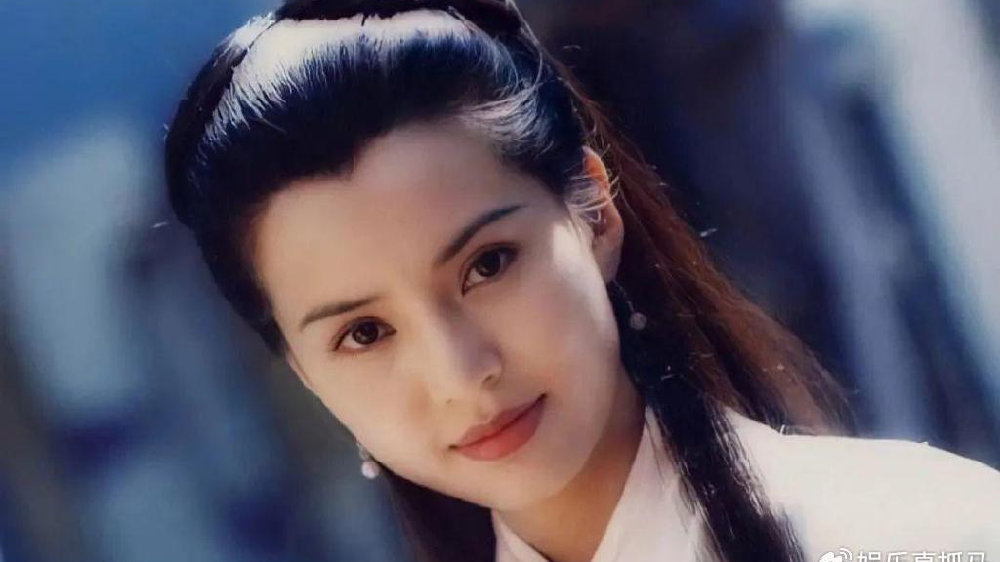 年过半百的单身港台女星，夏光莉被骗人财两空，米雪为爱坚守余生