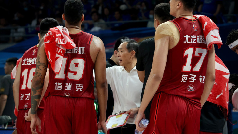 北京夺冠悬念：最大隐患曝光，解决与否定成败？