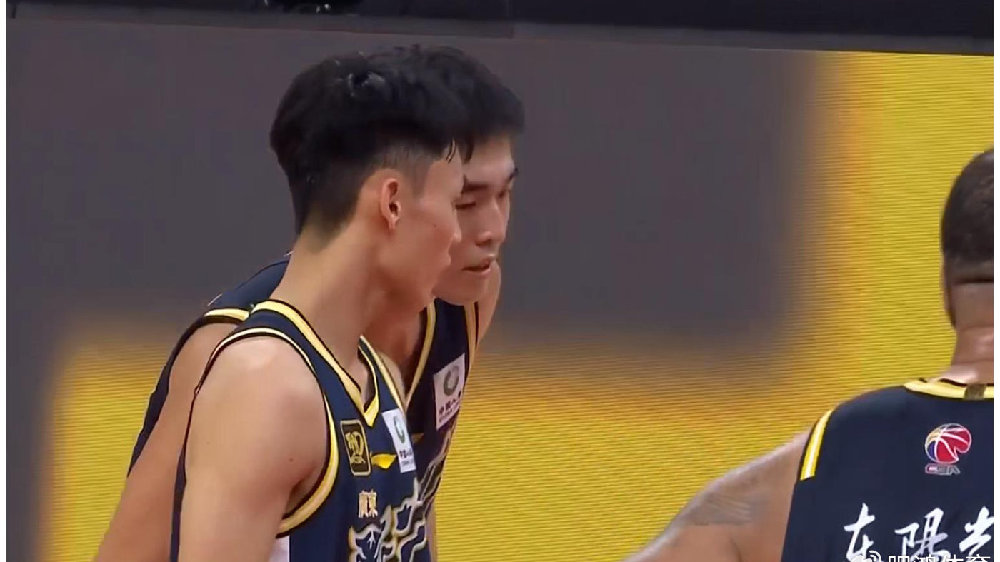 恭喜朱芳雨！广东“空间型内线”锁定四星高中生，保底NBA次轮？