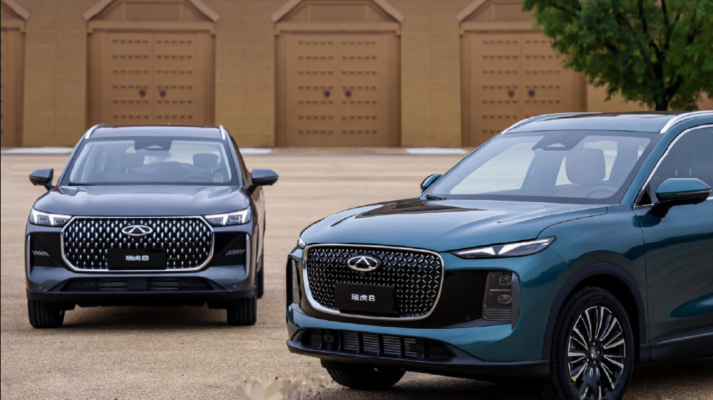 第5代瑞虎8将上市，配双外观+双内饰，轴距2825mm，能卖过星越L吗