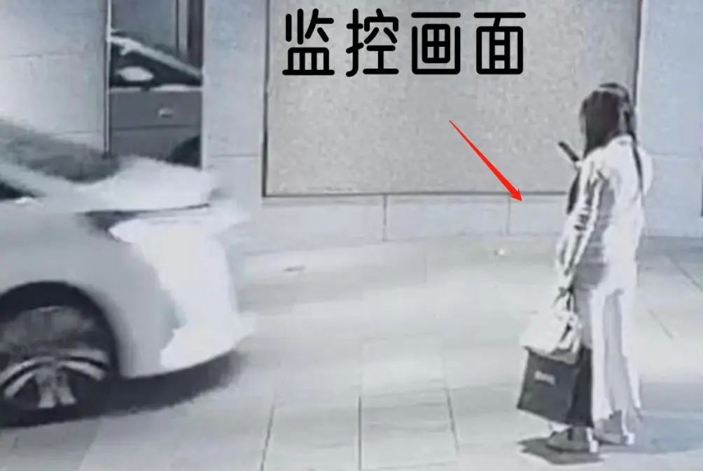 28岁香港名媛被惨杀,曾遭遇碎尸,前夫逃逸被抓,一家全员恶魔休闲区蓝鸢梦想 - Www.slyday.coM 28岁香港名媛被惨杀,曾遭遇碎尸,前夫逃逸被抓,一家全员恶魔休闲区蓝鸢梦想 - Www.slyday.coM