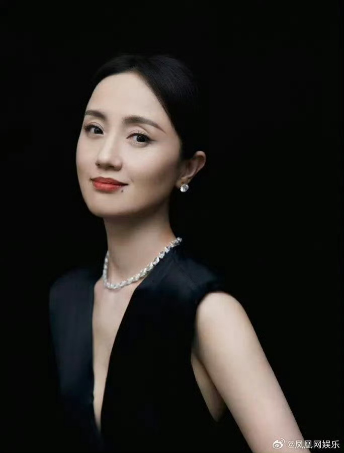 邓超发文悼念朱媛媛