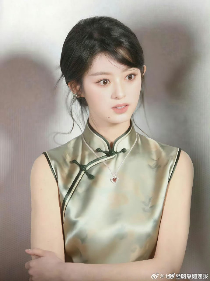 阿吱阿吱主演换为黄杨钿甜张康乐