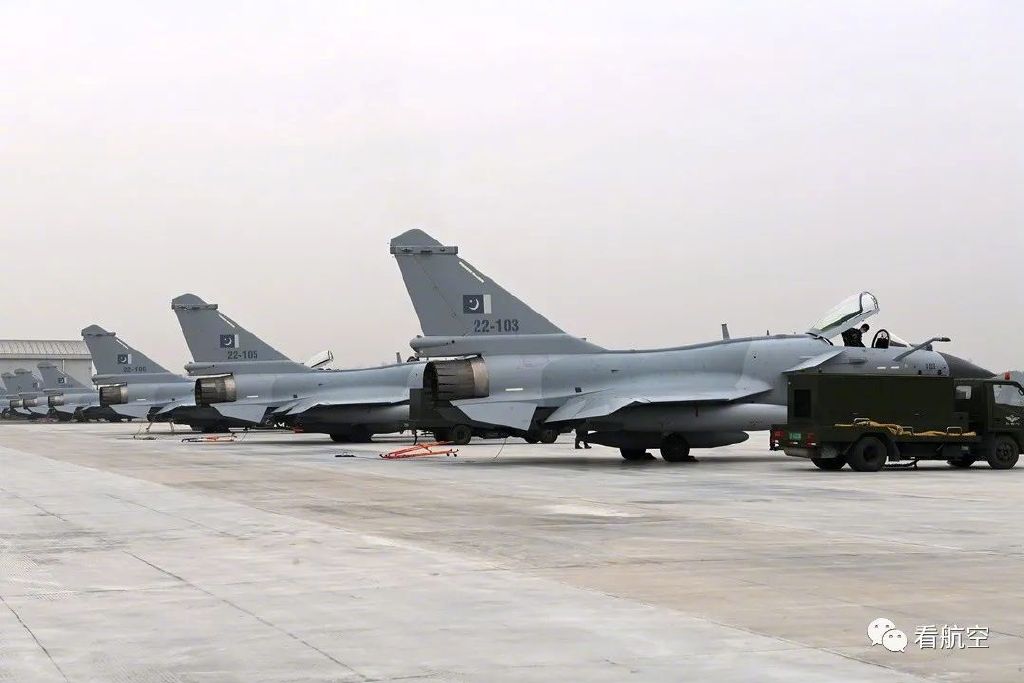歼10CE已抵达巴基斯坦!“远嫁”的中国战机还有他们休闲区蓝鸢梦想 - Www.slyday.coM 歼10CE已抵达巴基斯坦!“远嫁”的中国战机还有他们休闲区蓝鸢梦想 - Www.slyday.coM