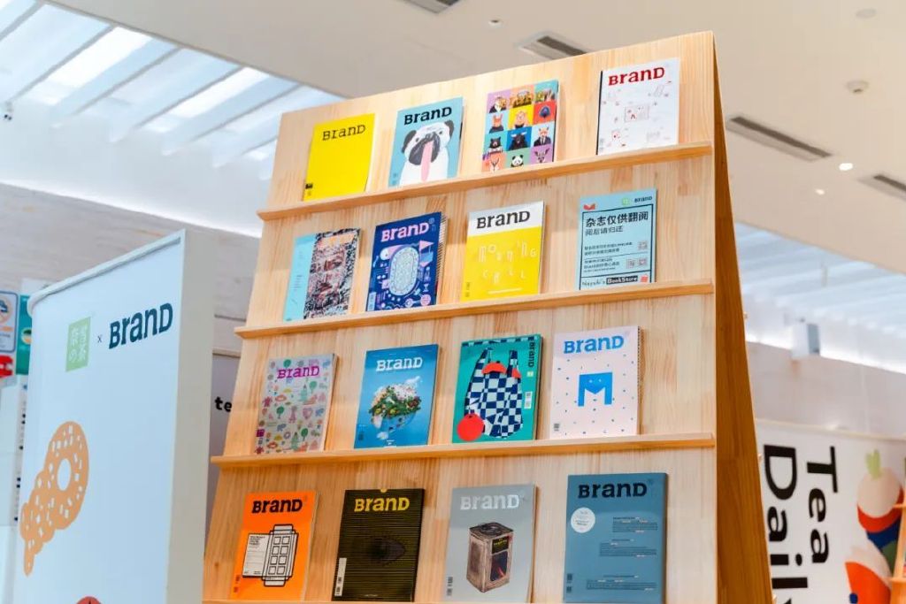 “奈雪的茶”换新LOGO,把自己改成了山寨店?毫无新意!休闲区蓝鸢梦想 - Www.slyday.coM “奈雪的茶”换新LOGO,把自己改成了山寨店?毫无新意!休闲区蓝鸢梦想 - Www.slyday.coM