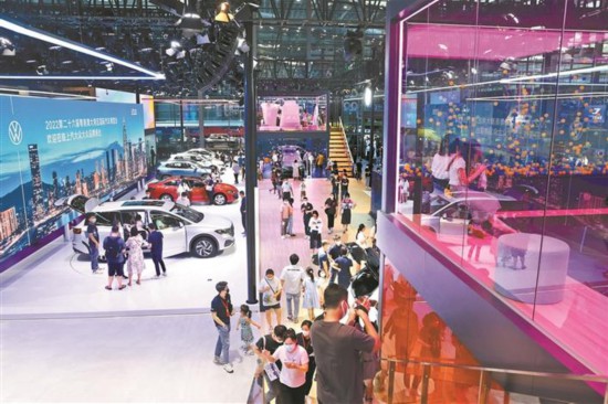 2022粤港澳大湾区车展在深圳会展中心开幕