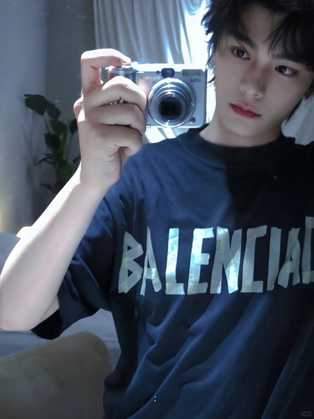 丁禹兮再赠黄金回馈粉丝