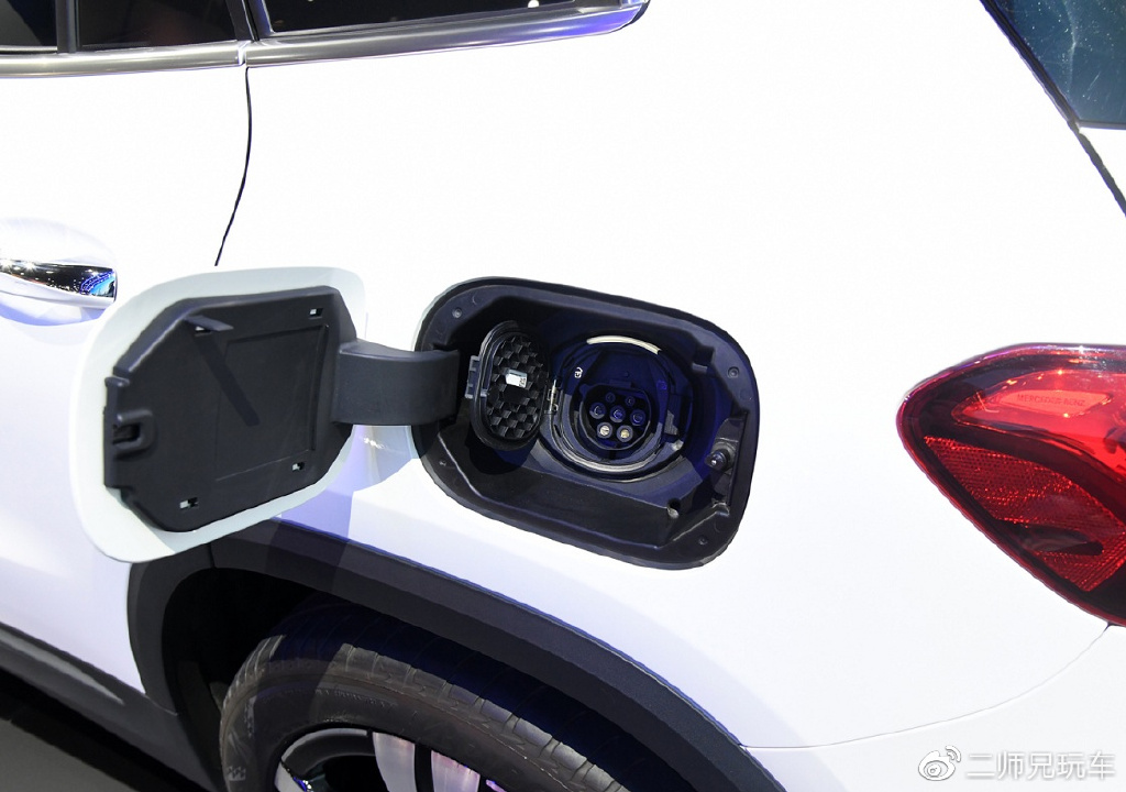 特斯拉Model Y领衔,38万级豪华纯电SUV海选,买BBA真不如买国产?