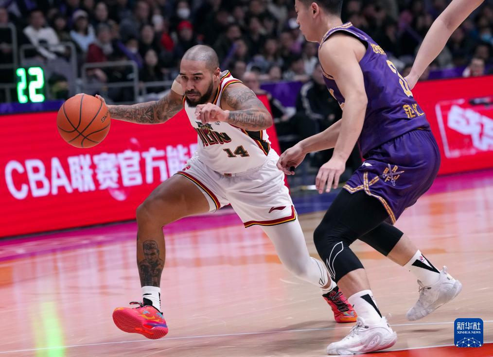 CBA常规赛：北京控股胜吉林长白山恩都里