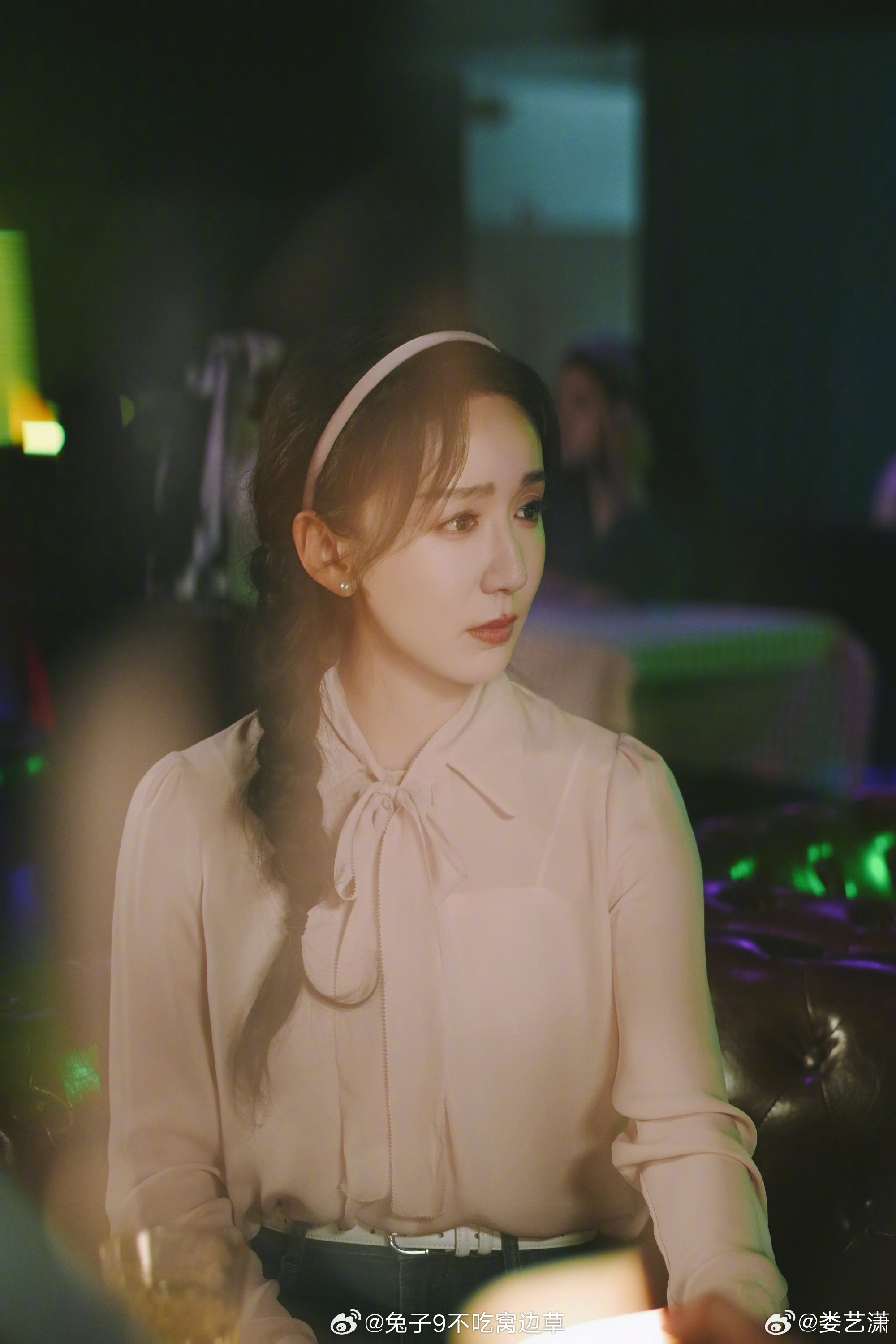 娄艺潇拍短剧是主动选择，借女将军等角色打破 “胡一菲” 印象，拓戏路