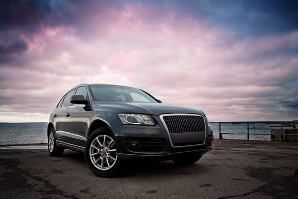 姚振华造车、王健林卖车，谁赌对了？