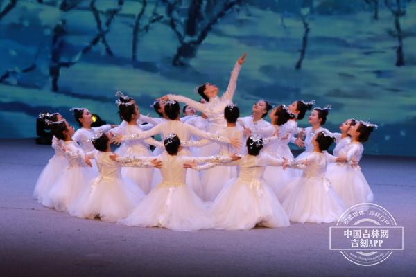 吉林省举办第30个“国际残疾人日”文艺汇演休闲区蓝鸢梦想 - Www.slyday.coM 吉林省举办第30个“国际残疾人日”文艺汇演休闲区蓝鸢梦想 - Www.slyday.coM