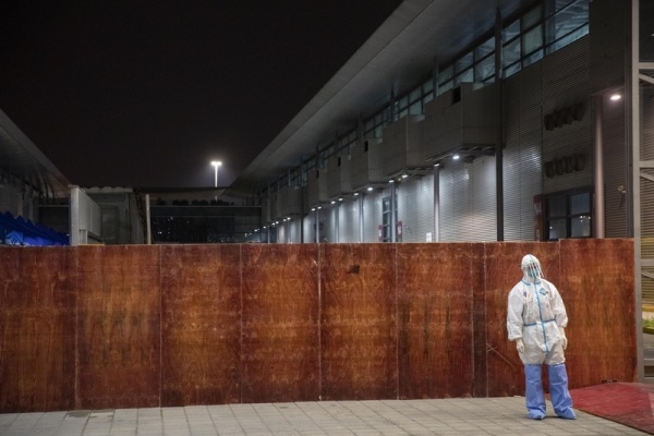 上海最大的集中隔离点连夜收治1080人,医疗队准备了炒年糕面包酸奶等宵夜休闲区蓝鸢梦想 - Www.slyday.coM 上海最大的集中隔离点连夜收治1080人,医疗队准备了炒年糕面包酸奶等宵夜休闲区蓝鸢梦想 - Www.slyday.coM