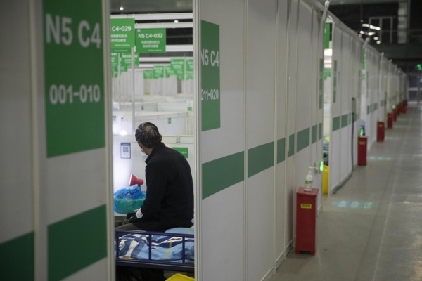 上海最大的集中隔离点连夜收治1080人,医疗队准备了炒年糕面包酸奶等宵夜休闲区蓝鸢梦想 - Www.slyday.coM 上海最大的集中隔离点连夜收治1080人,医疗队准备了炒年糕面包酸奶等宵夜休闲区蓝鸢梦想 - Www.slyday.coM