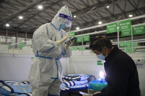 上海最大的集中隔离点连夜收治1080人,医疗队准备了炒年糕面包酸奶等宵夜休闲区蓝鸢梦想 - Www.slyday.coM 上海最大的集中隔离点连夜收治1080人,医疗队准备了炒年糕面包酸奶等宵夜休闲区蓝鸢梦想 - Www.slyday.coM