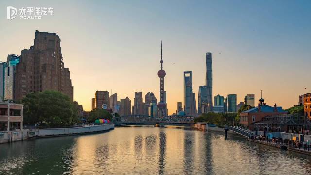 世界冠军深度试驾林肯航海家，一口价23.99万起到底值不值？林肯航海家 舒奢出行马上稳赢