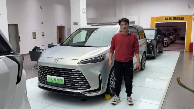 24.99万起,7座MPV看GL8 PHEV吧!续航1450km,能家用能商务