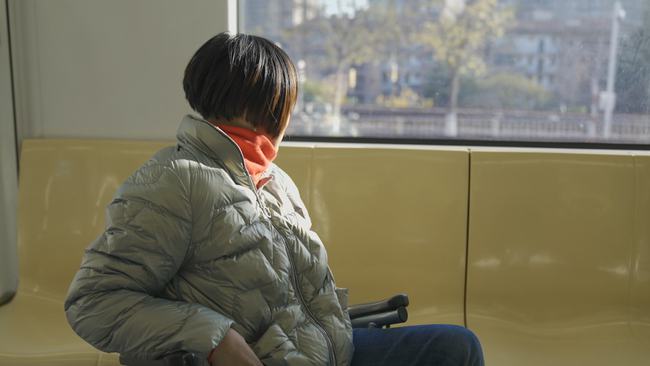 国际残疾人日|“轮椅作家”王忆的城市“探险之旅”:愿脚下多一些坦途,少一些坎坷休闲区蓝鸢梦想 - Www.slyday.coM 国际残疾人日|“轮椅作家”王忆的城市“探险之旅”:愿脚下多一些坦途,少一些坎坷休闲区蓝鸢梦想 - Www.slyday.coM