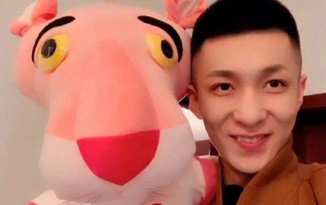 又一名19岁吃播网红脑溢血去世！不幸英年早逝的网红还有谁？