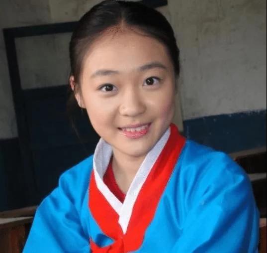 小花齐如意6岁出道11岁走红23岁催泪女孩大变样