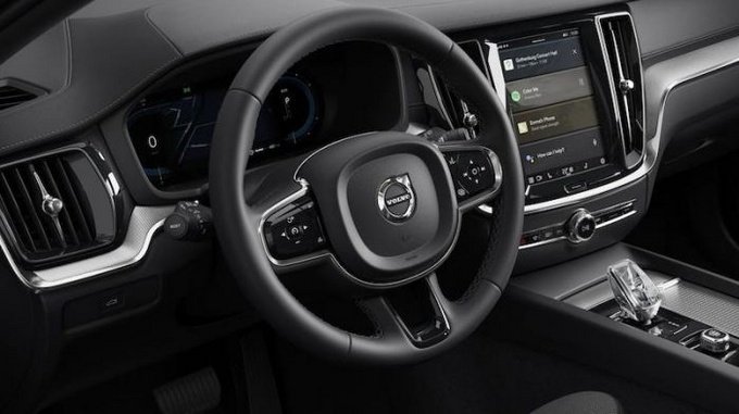 沃尔沃S60和奥迪A4L怎么选,一篇文章给你盘清楚