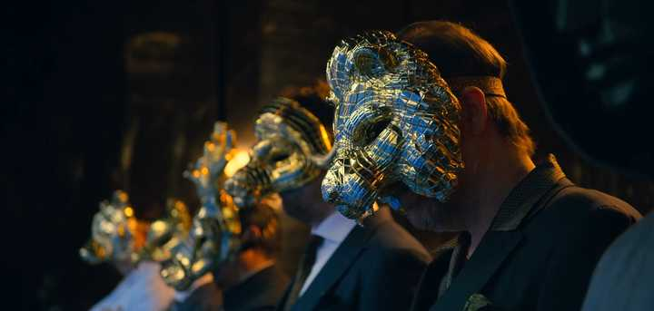 “鱿鱼游戏”是底层人的生存游戏，也是<a href=