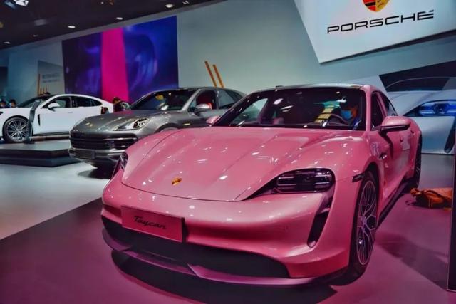 第二十四届重庆车展6月25日将在国博启幕 精彩亮点抢先看华龙网-新重庆客户端 梁浩楠