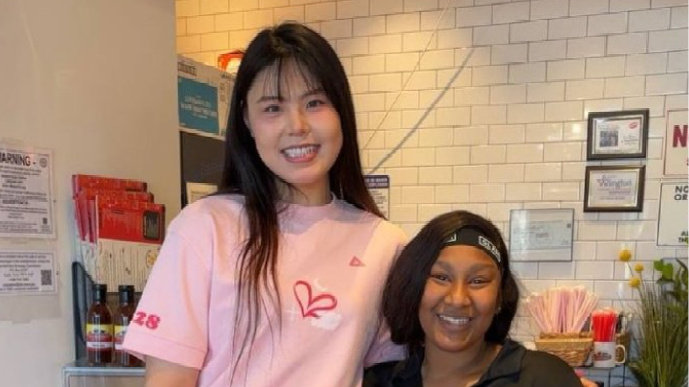 仅剩12天康复！欧联赛程公布李月汝能赶上吗？养伤已40天仍佩戴护具