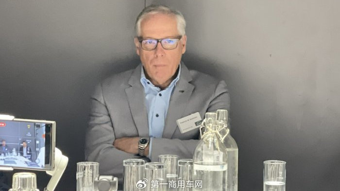 别只看到汉诺威上纯电卡车占比超60%，曼恩传统燃料车型同样“在线”