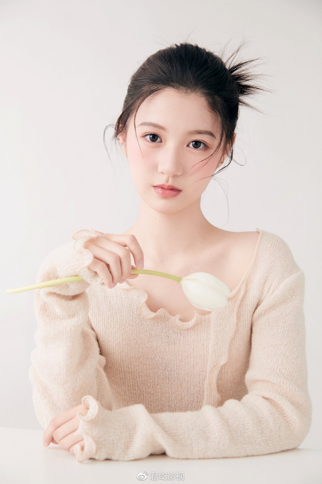 范静雯首部影视剧《宁安如梦》杀青 搭档白鹿引发期待休闲区蓝鸢梦想 - Www.slyday.coM 范静雯首部影视剧《宁安如梦》杀青 搭档白鹿引发期待休闲区蓝鸢梦想 - Www.slyday.coM