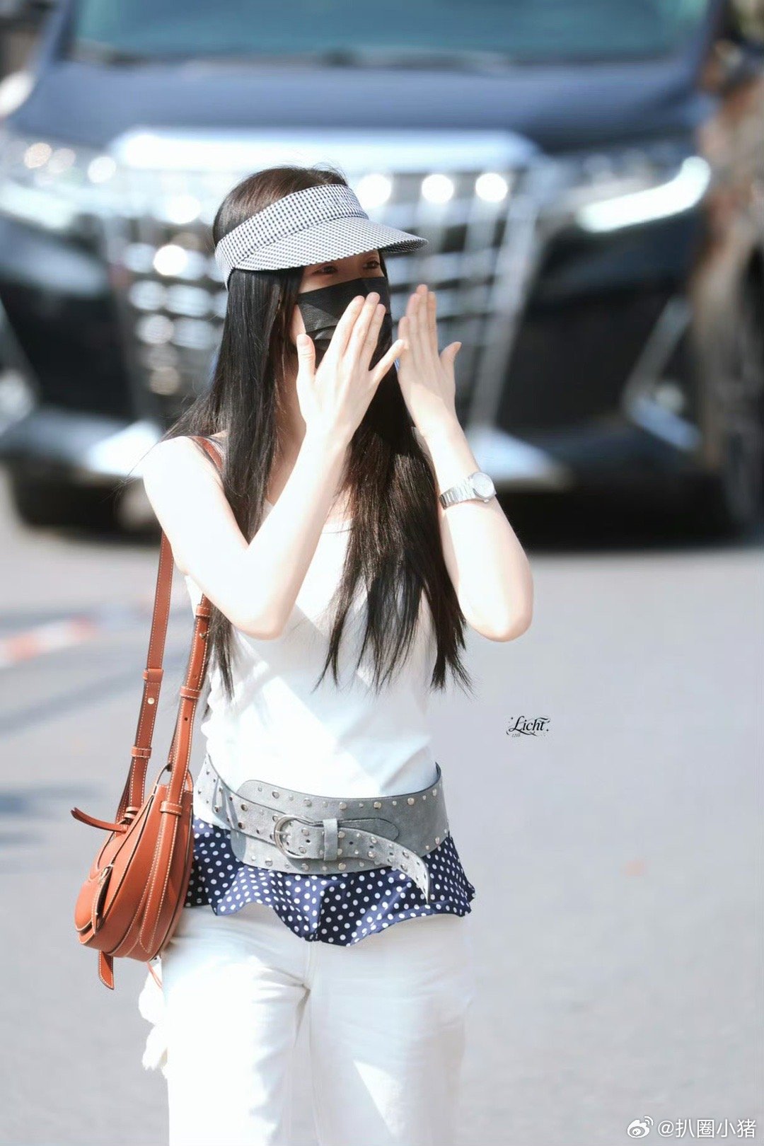 虞书欣《云初令》今日上班饭拍路透～温柔欧尼