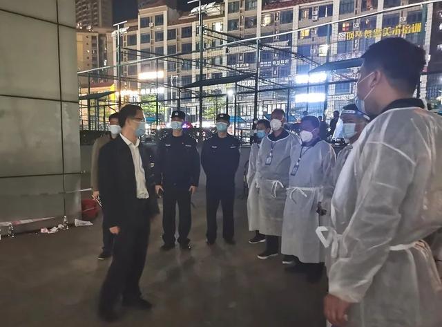 广西东兴新增4例本土确诊,1例为德尔塔进化分支!防城港全警投入抗击疫情休闲区蓝鸢梦想 - Www.slyday.coM 广西东兴新增4例本土确诊,1例为德尔塔进化分支!防城港全警投入抗击疫情休闲区蓝鸢梦想 - Www.slyday.coM