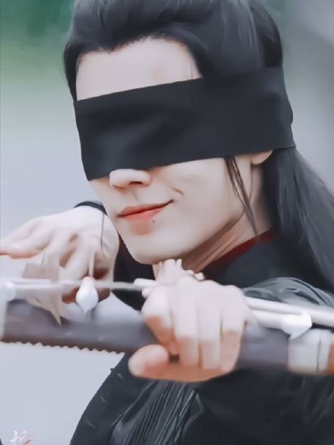 一曲陈情四载动心， 犹记云梦无羡笑