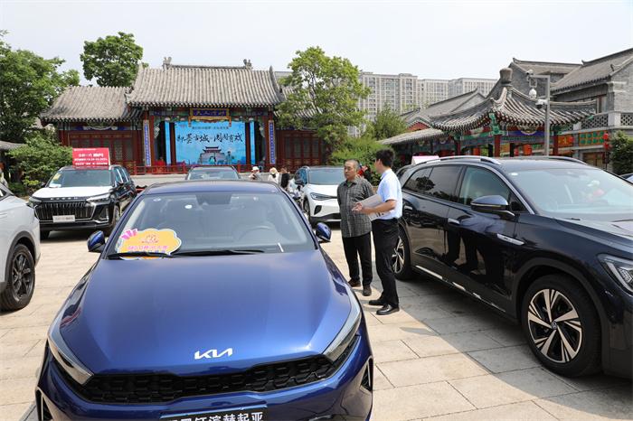 青岛即墨：潮海街道开展第二场“黄河大集”汽车团购活动