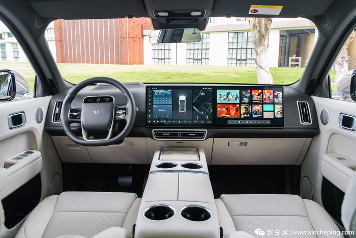 汉兰达对理想L8,燃油对增程式,30多万买多座SUV该选谁?