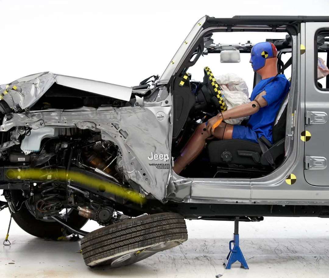 1.5T奔驰CLS来了!不到60万买轿跑!