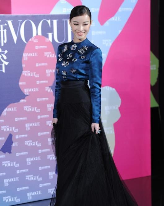 刘嘉玲、刘诗诗、迪丽热巴、舒淇、钟楚曦等明星为奢侈品牌宣传照休闲区蓝鸢梦想 - Www.slyday.coM 刘嘉玲、刘诗诗、迪丽热巴、舒淇、钟楚曦等明星为奢侈品牌宣传照休闲区蓝鸢梦想 - Www.slyday.coM