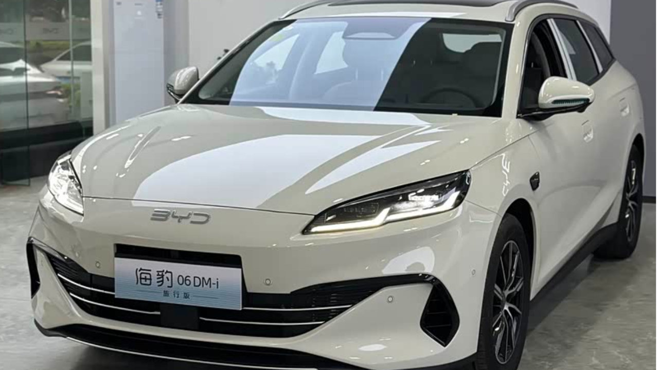 比亚迪对旅行车下手，新款海豹06标配云辇C，纯电200km，剑指合资