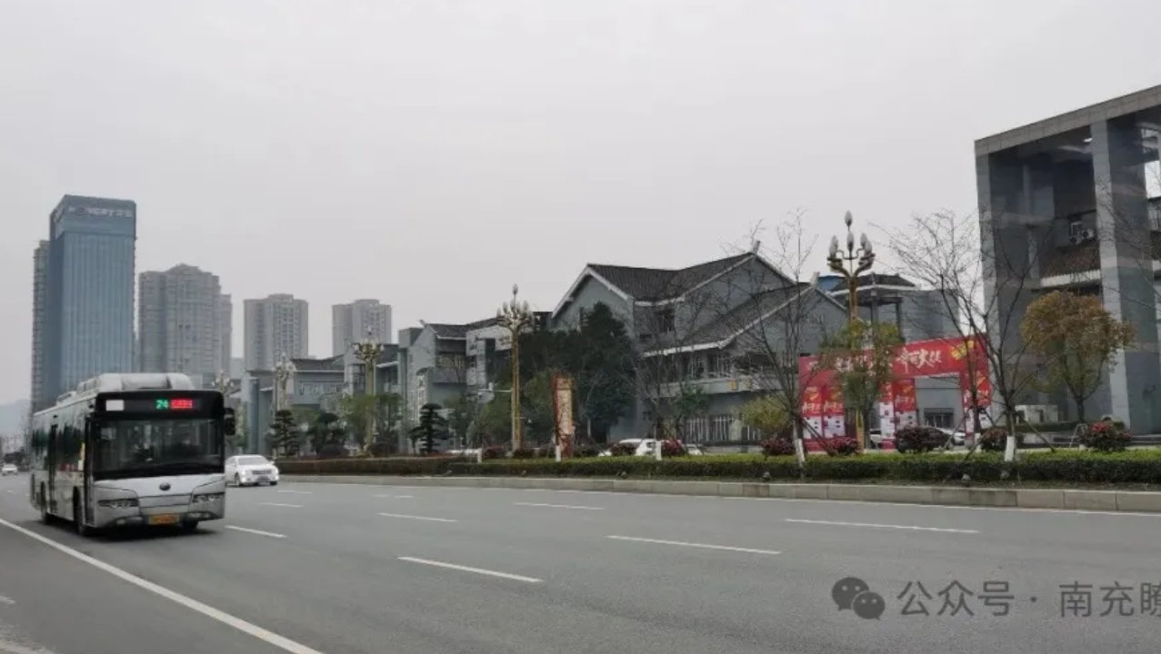 梦回00年代!南充嘉陵滨江南路的一段城市往事,你还记得吗? 梦回00年代!南充嘉陵滨江南路的一段城市往事,你还记得吗?