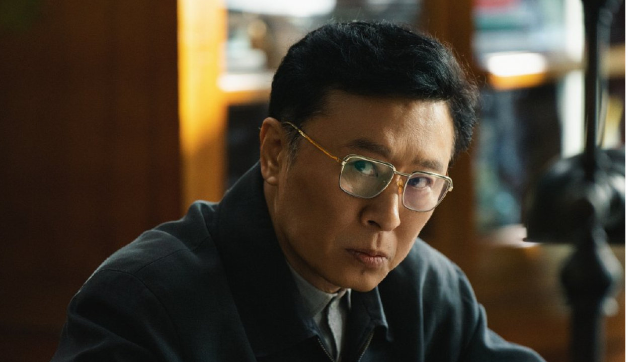 于细微处见风骨：苗博塑造的陈厂长，《老舅》年代叙事里的人性镜像